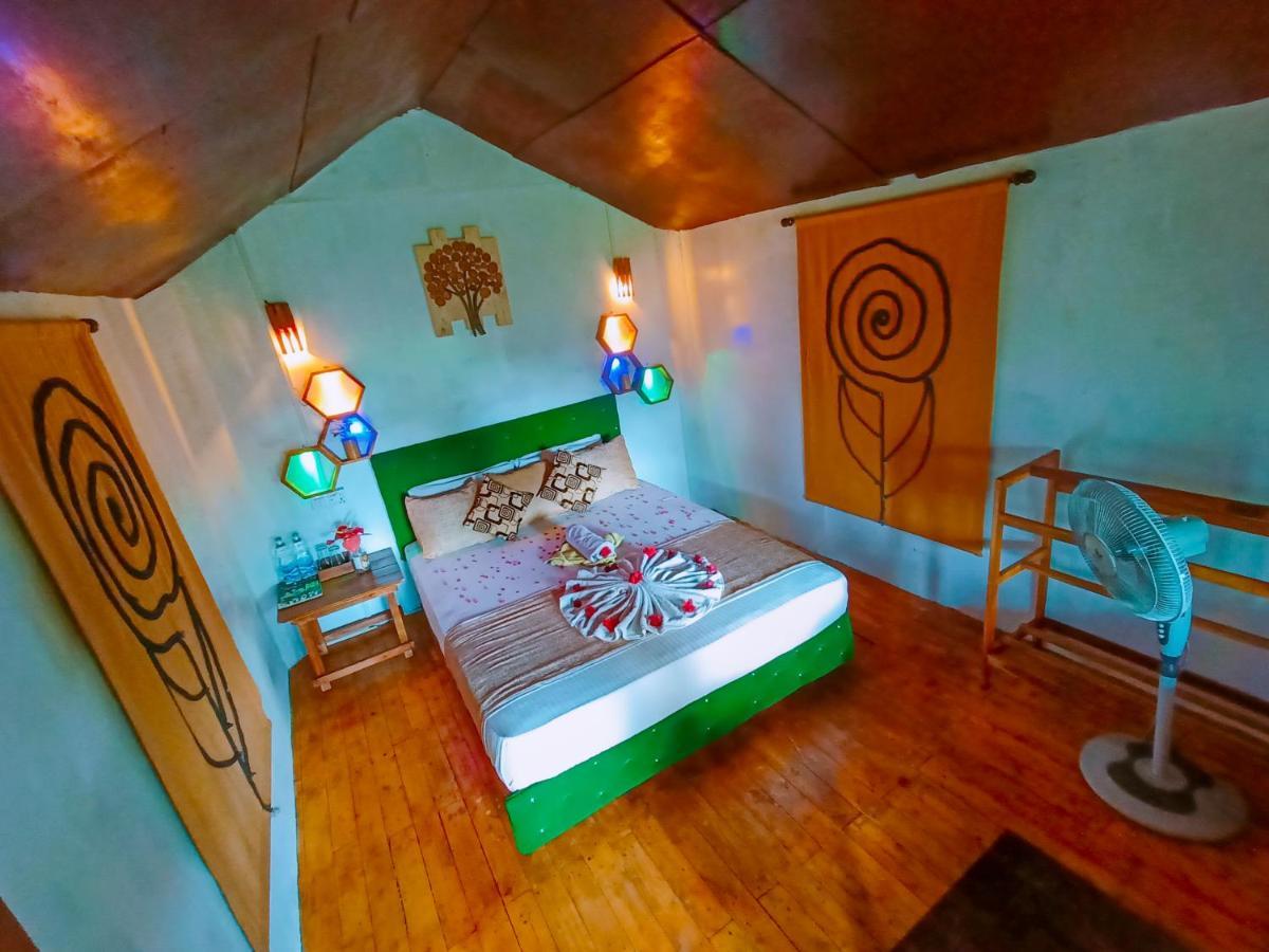 סיגירייה Experience The Comforts Of An Amazing Treehouse מראה חיצוני תמונה