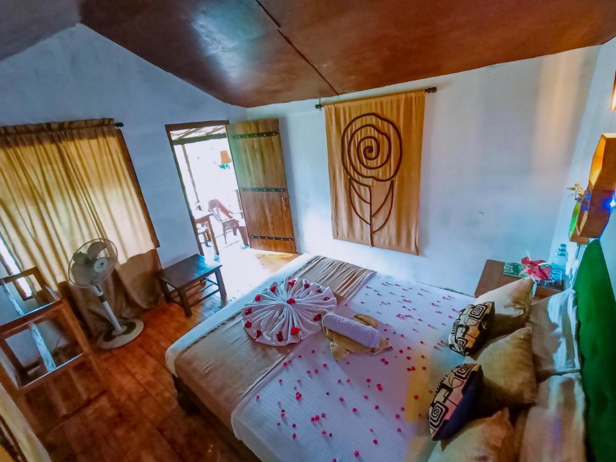 סיגירייה Experience The Comforts Of An Amazing Treehouse מראה חיצוני תמונה